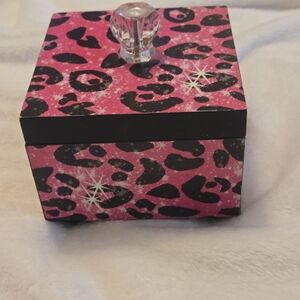 NWT Pink Leopard Print 5x5 Storage Box